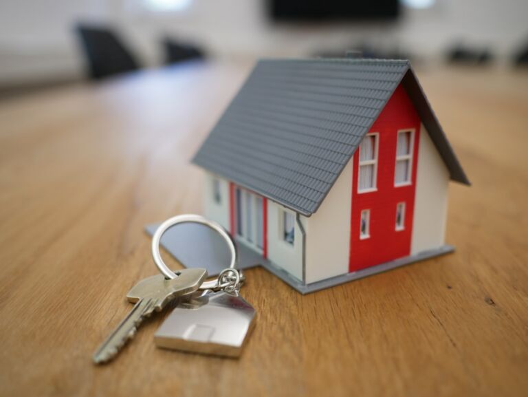 Florida Real Estate License 2026: Go From Zero to Earning in 10 Weeks — Faster Than Any Other Major State